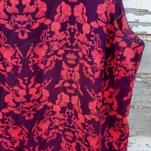 🌟 CAbi 3258 Cameo Plum Split layer Blouse Tank Top size medium - Picture 3 of 7